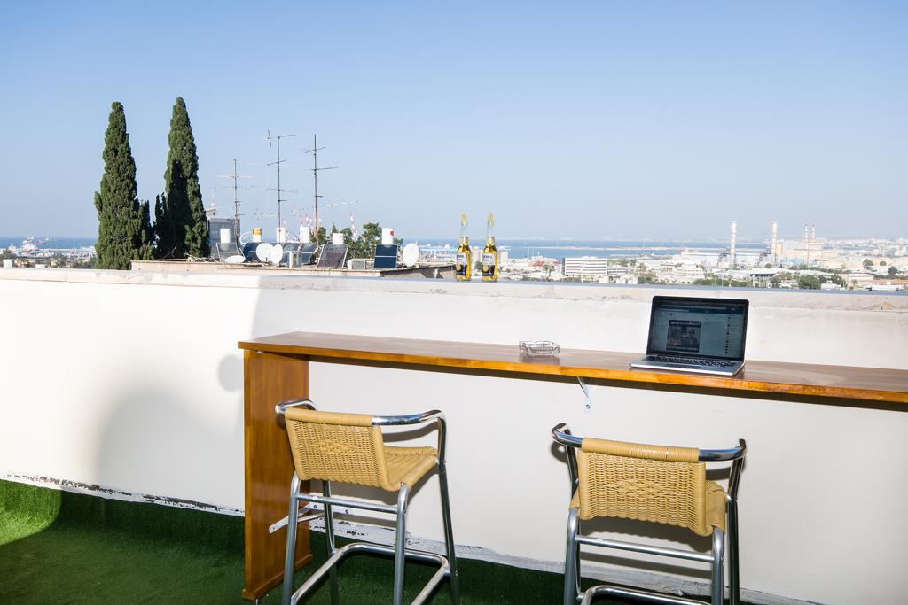 Casa De Aharon Apartments Хайфа Екстериор снимка