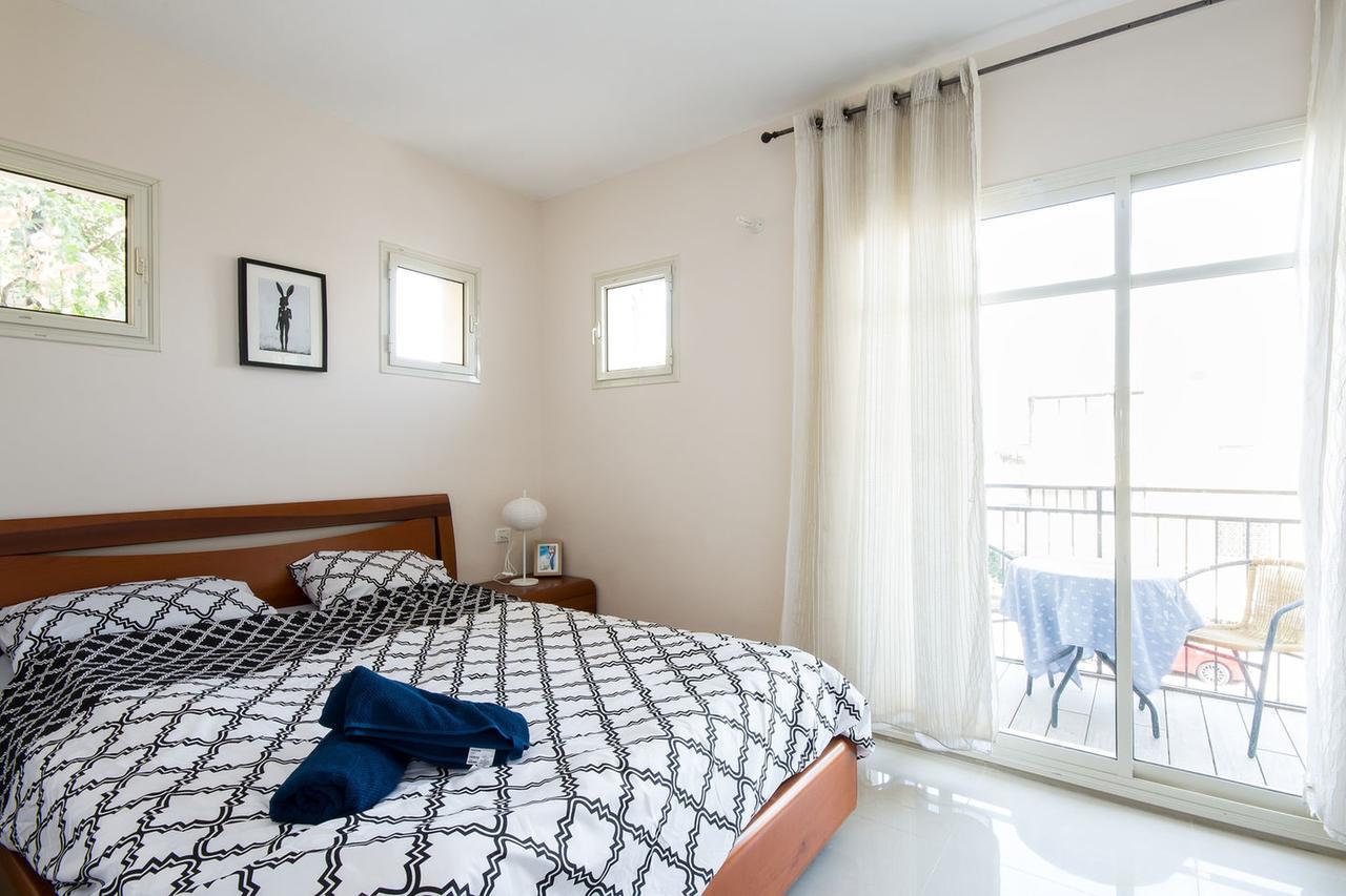 Casa De Aharon Apartments Хайфа Екстериор снимка