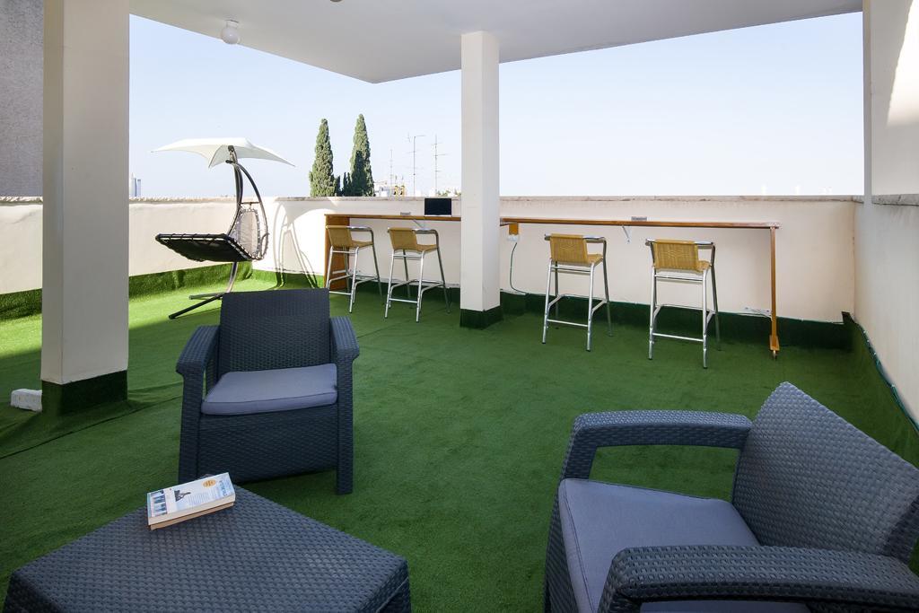 Casa De Aharon Apartments Хайфа Екстериор снимка
