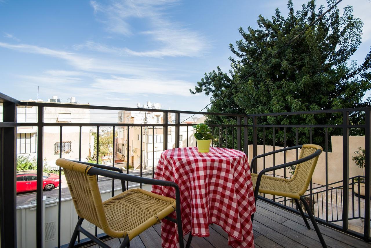 Casa De Aharon Apartments Хайфа Екстериор снимка