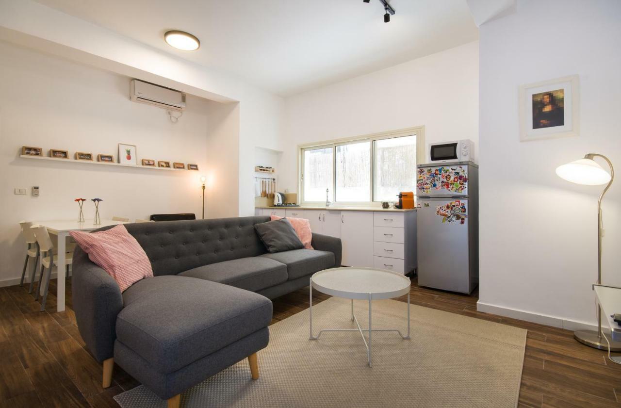 Casa De Aharon Apartments Хайфа Екстериор снимка